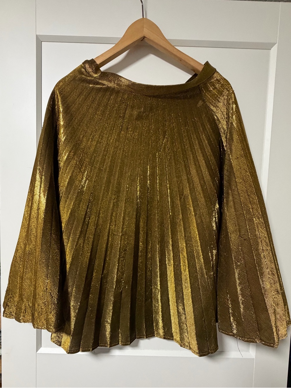 Metallic Gold Pleated Women’s Skirt
